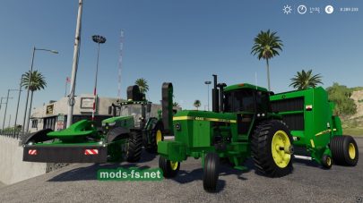 Пак техники «JD Equipment» для Farming Simulator 2019